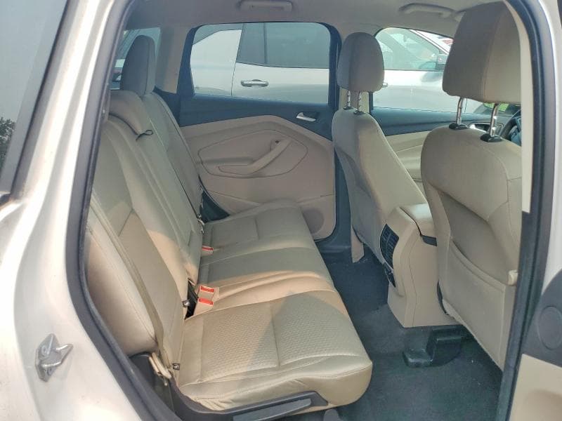 2017 FORD ESCAPE SE 11