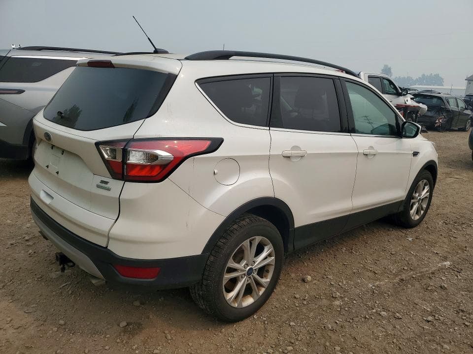 2017 FORD ESCAPE SE 3