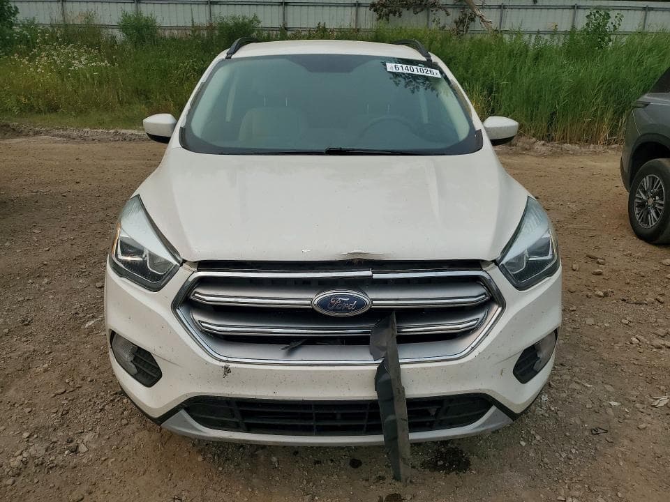 2017 FORD ESCAPE SE 5