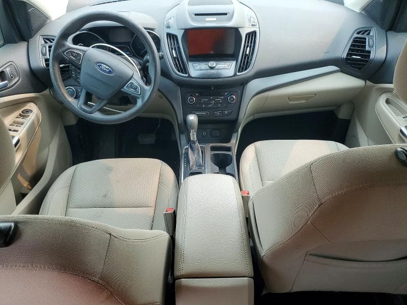 2017 FORD ESCAPE SE 8