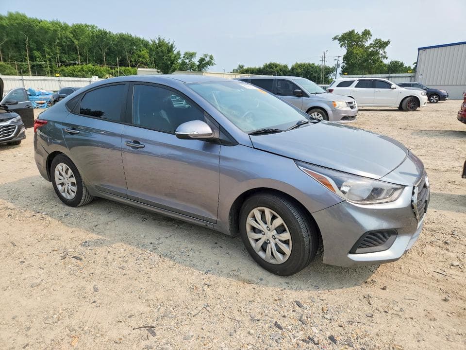 2020 HYUNDAI ACCENT SE 4