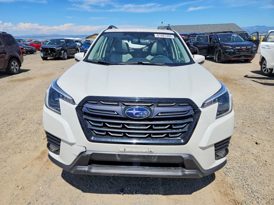 2023 SUBARU FORESTER LIMITED 5