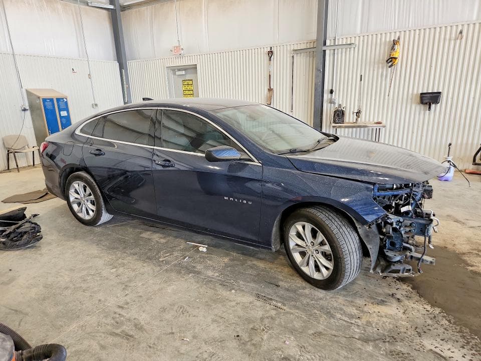 2022 CHEVROLET MALIBU LT 4