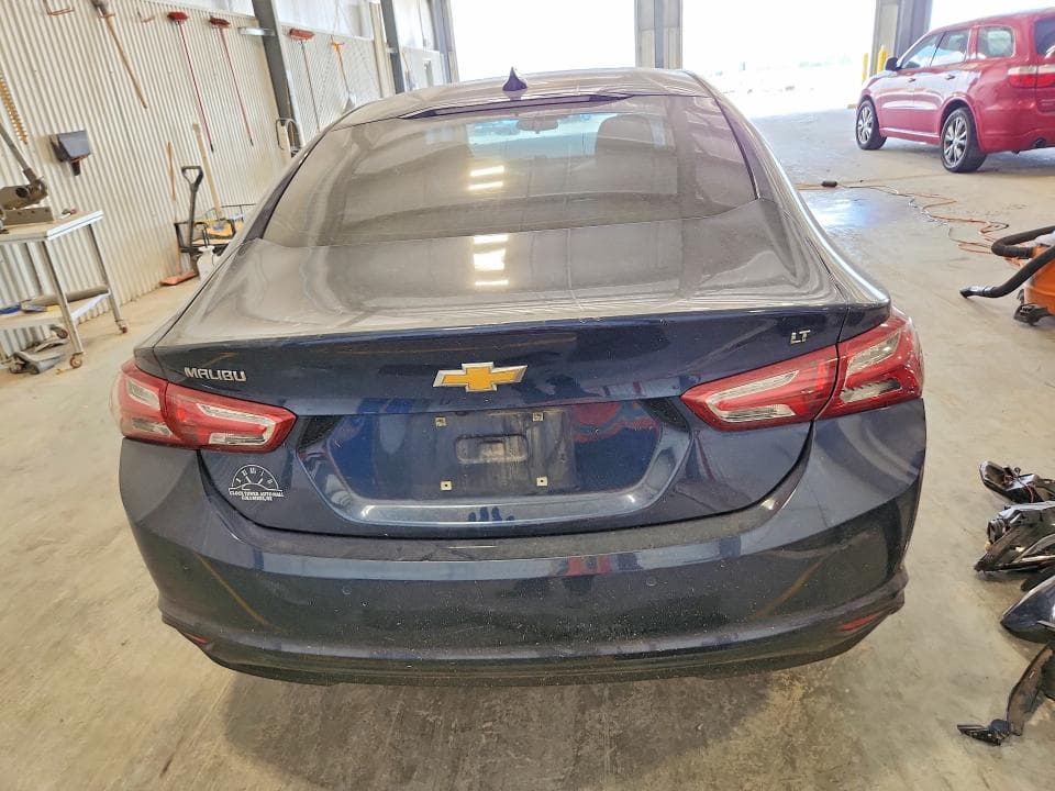 2022 CHEVROLET MALIBU LT 6