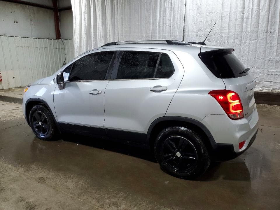 2020 CHEVROLET TRAX 1LT 2
