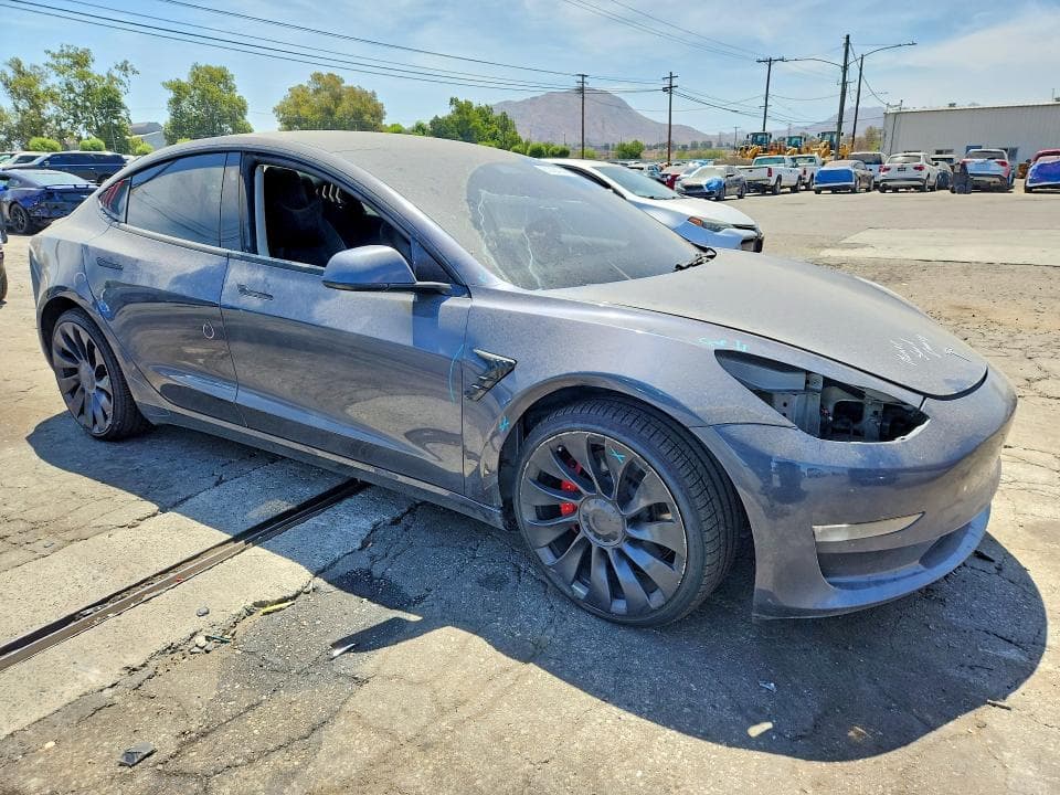 2023 TESLA MODEL 3 4