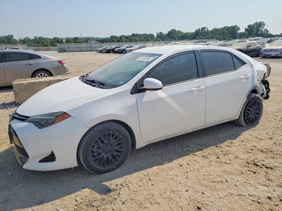 2017 TOYOTA COROLLA LE - 1