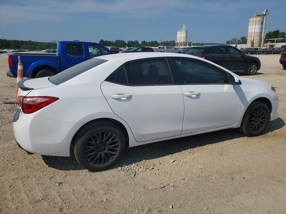2017 TOYOTA COROLLA LE 3