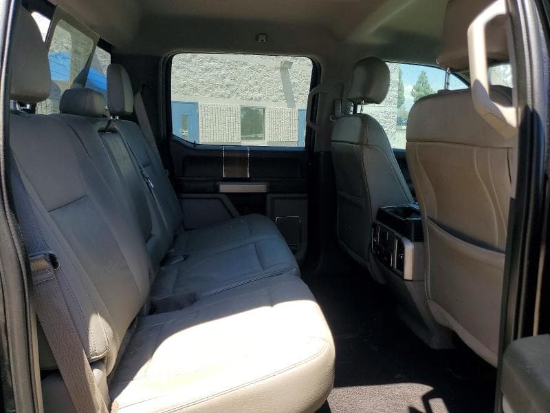 2017 FORD F150 SUPERCREW 10