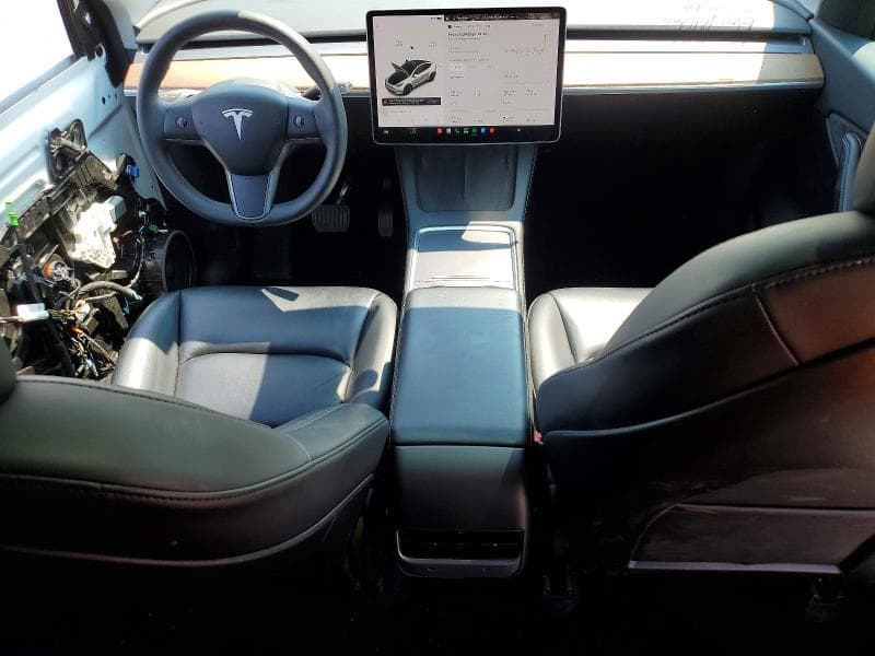 2021 TESLA MODEL Y 8