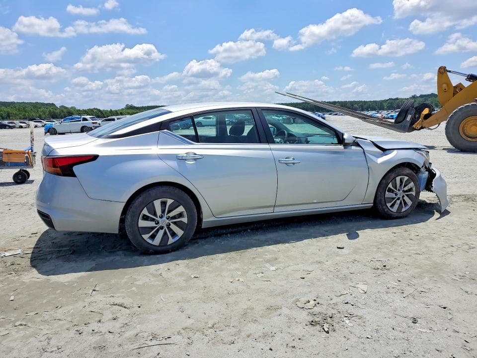 2021 NISSAN ALTIMA S 3