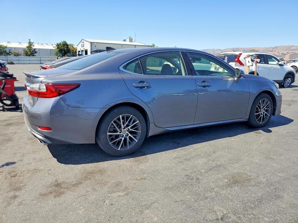 2017 LEXUS ES 350 3