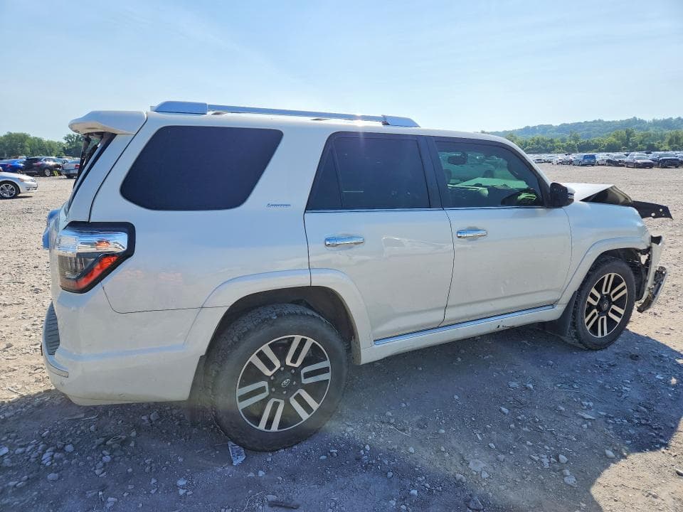 2018 TOYOTA 4RUNNER 3