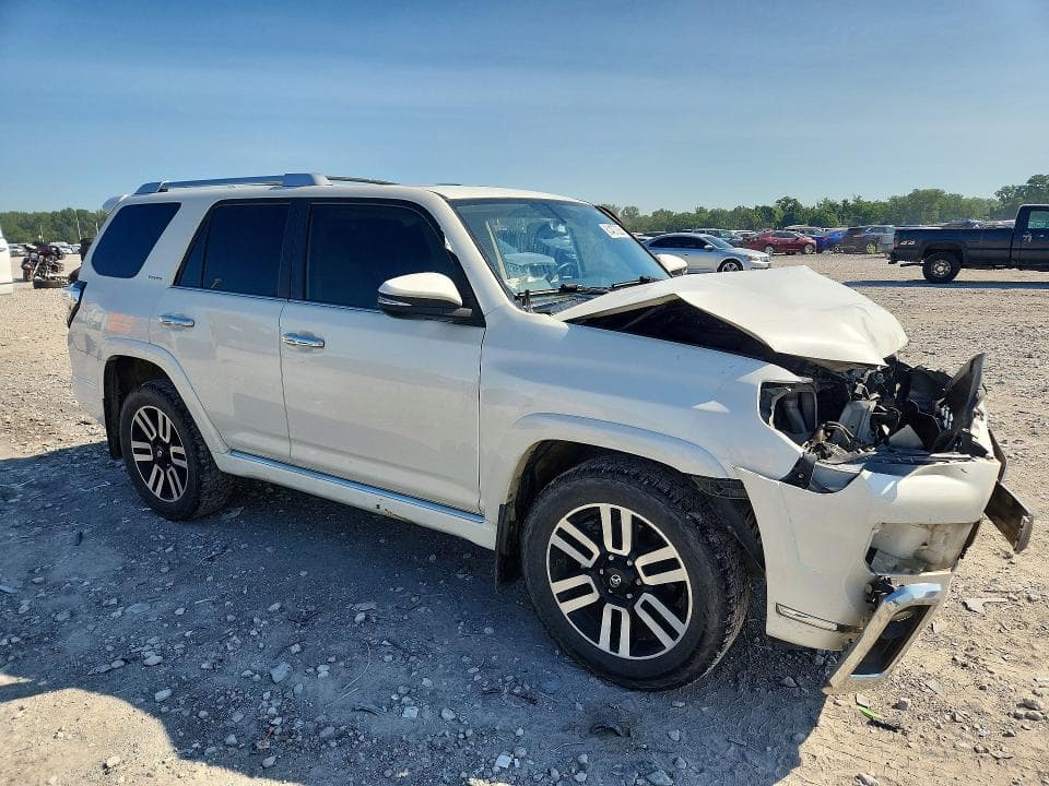 2018 TOYOTA 4RUNNER 4