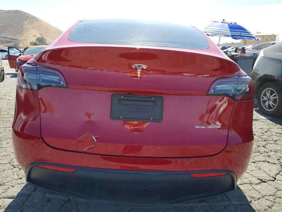 2023 TESLA MODEL Y 6