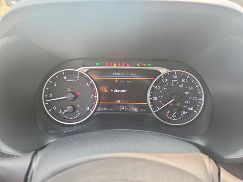2025 NISSAN SENTRA SV 9