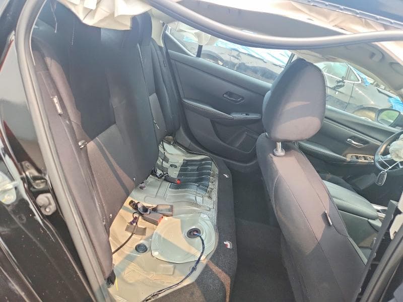 2025 NISSAN SENTRA SV 10