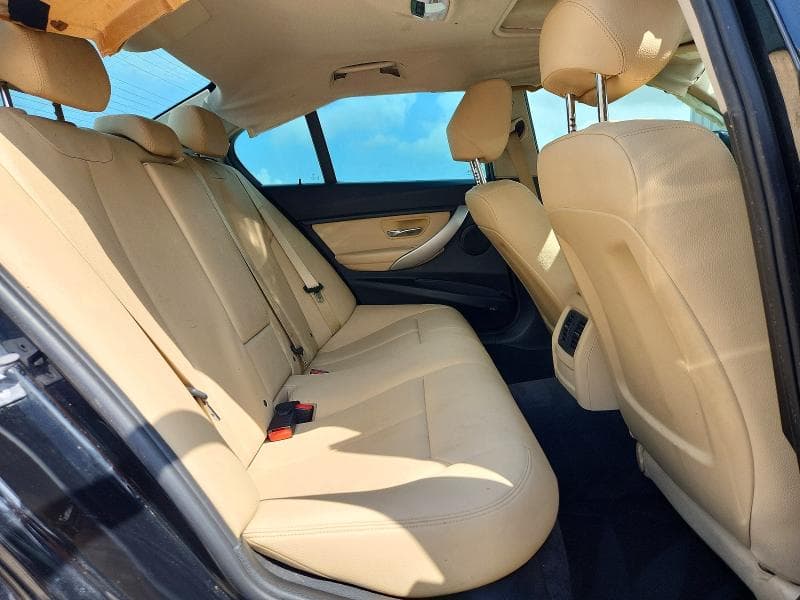 2017 BMW 320 I I 10