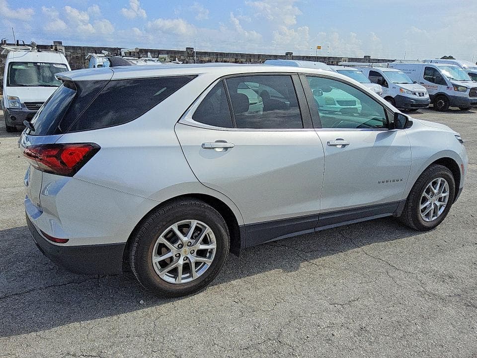 2022 CHEVROLET EQUINOX LT 3