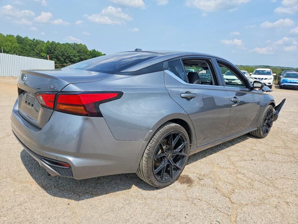 2020 NISSAN ALTIMA SR 3