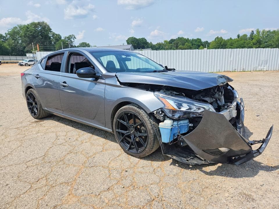 2020 NISSAN ALTIMA SR 4