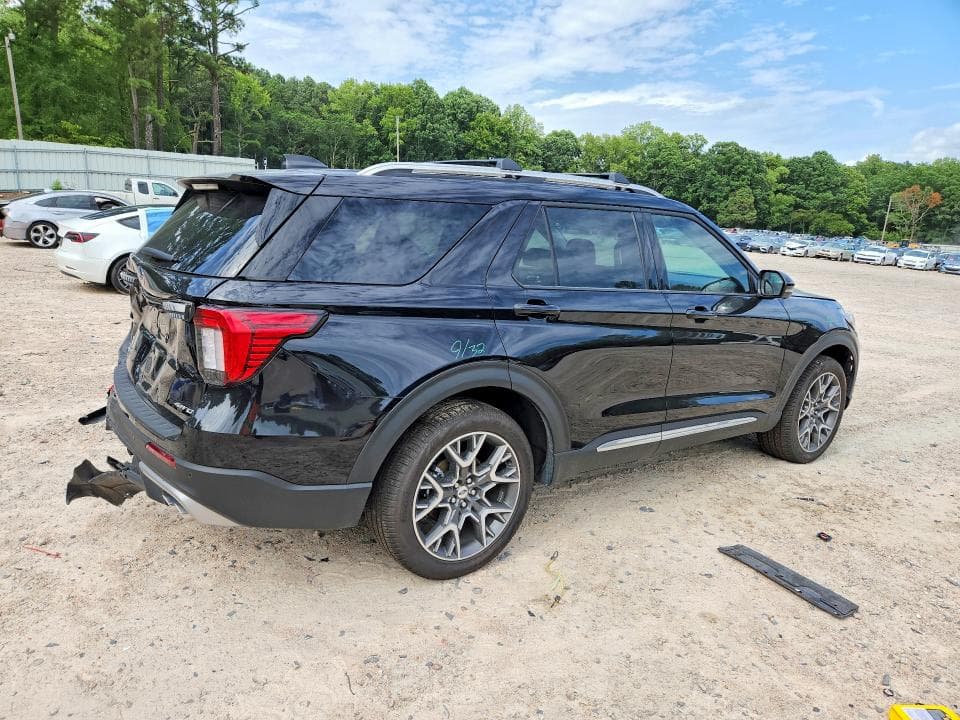 2025 FORD EXPLORER PLATINUM 3
