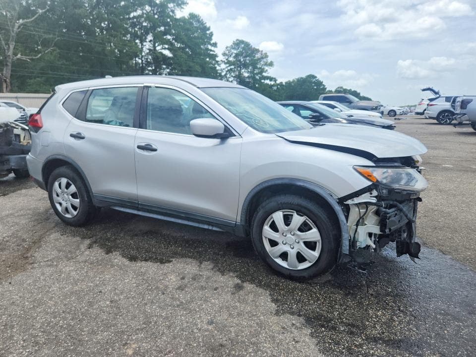 2018 NISSAN ROGUE 4