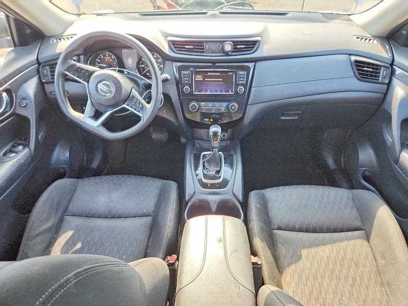 2018 NISSAN ROGUE 8
