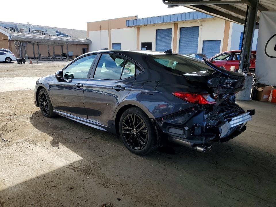 2026 TOYOTA CAMRY SE 2