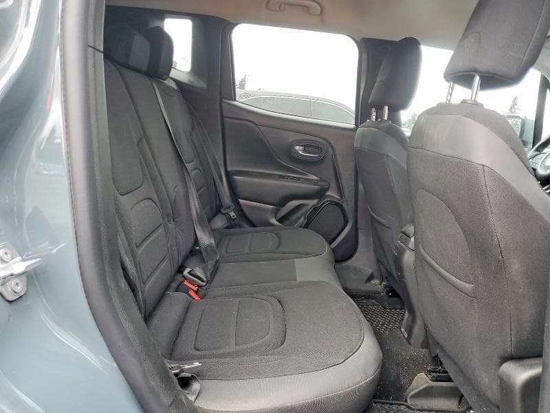 2017 JEEP RENEGADE LATITUDE 11