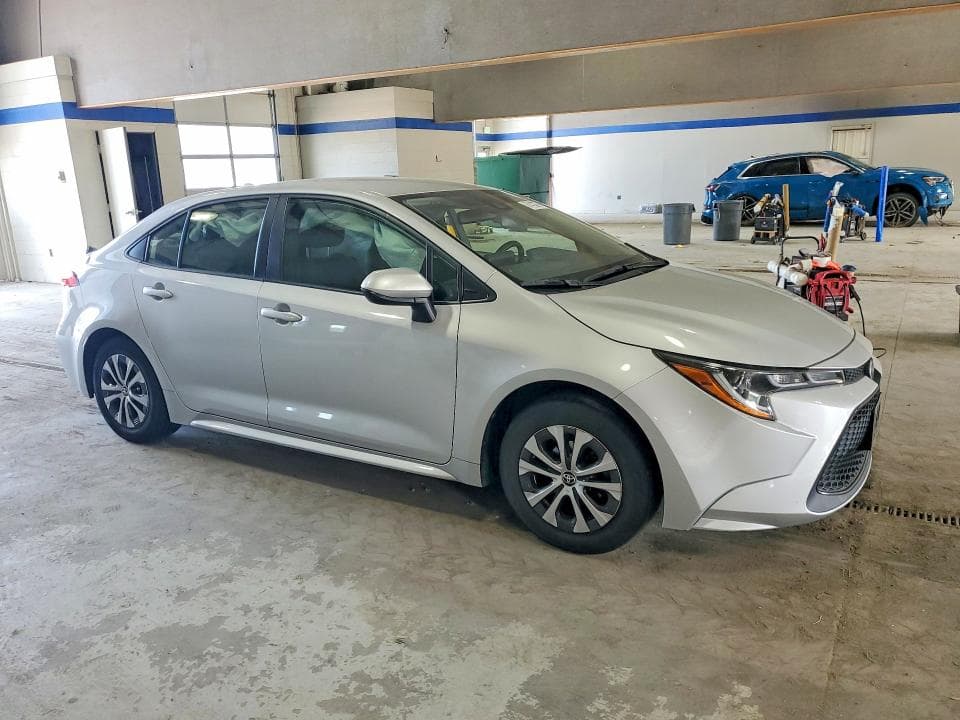 2022 TOYOTA COROLLA LE 4