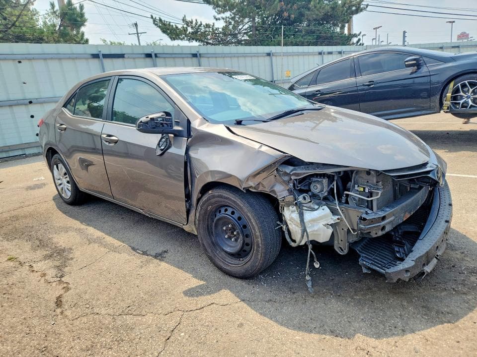 2018 TOYOTA COROLLA LE 4