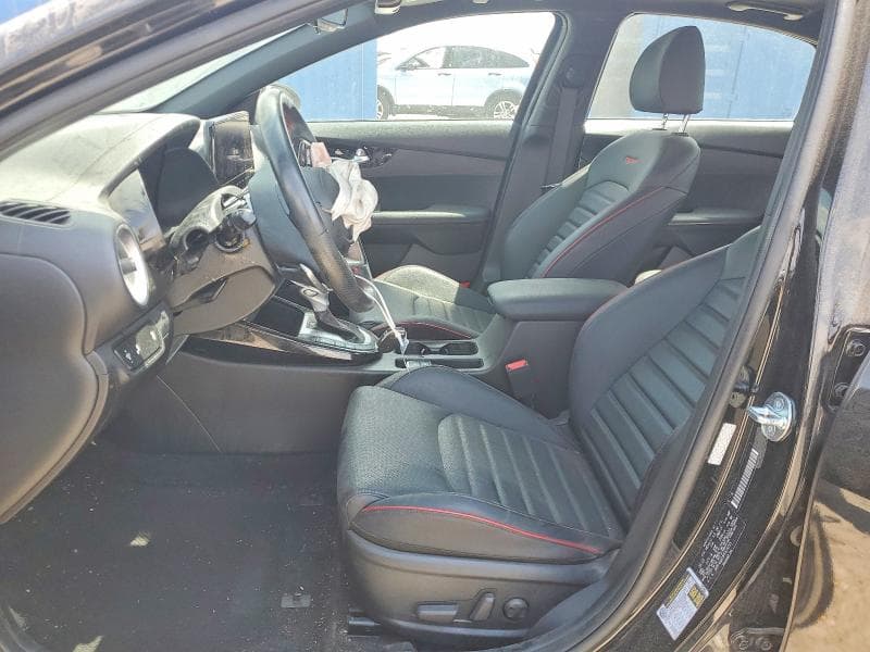 2023 KIA FORTE GT 7