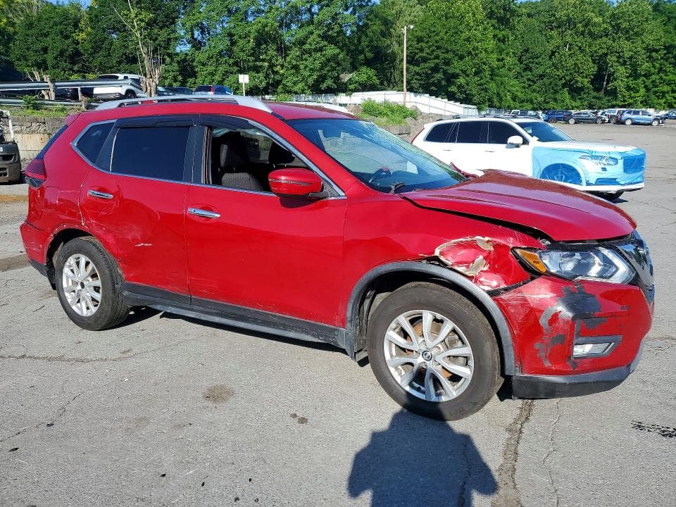 2017 NISSAN ROGUE SV 4