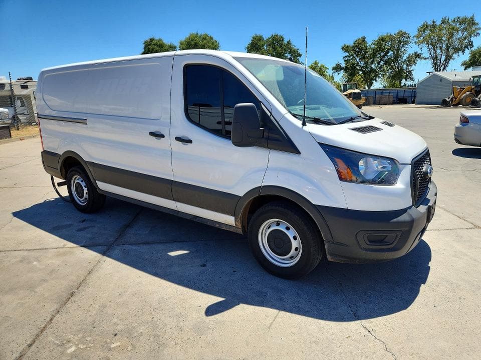 2024 FORD TRANSIT 150 DELIVERY VAN 4