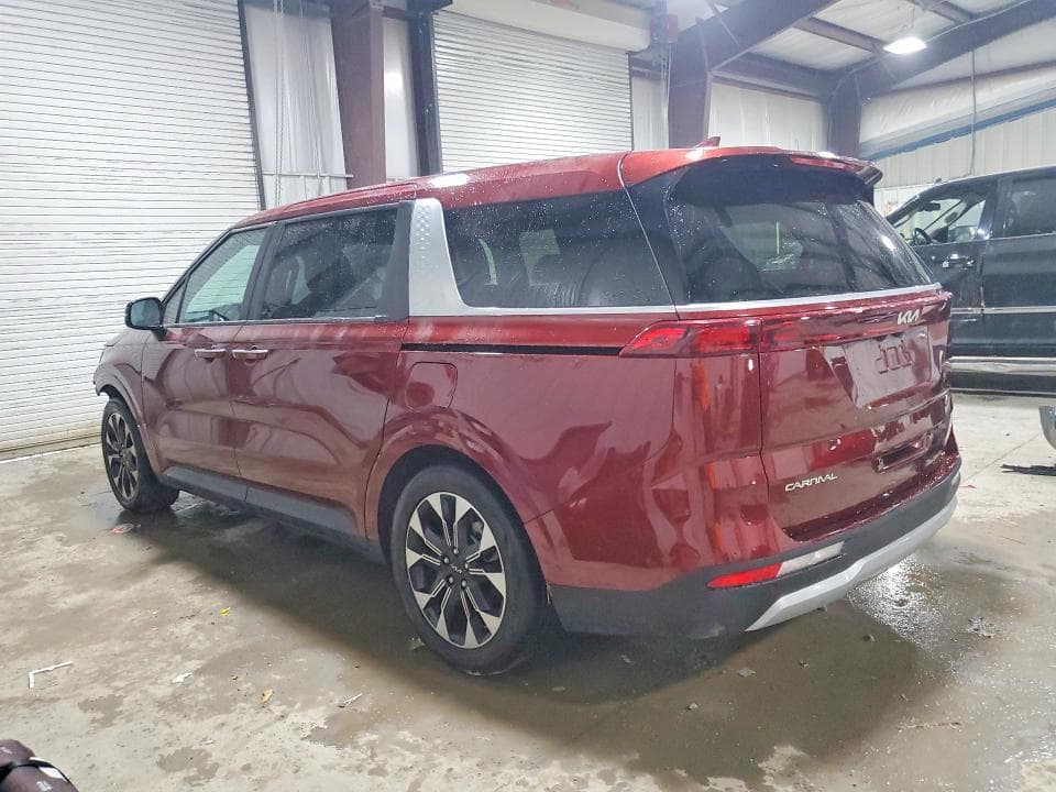 2024 KIA CARNIVAL EX 2