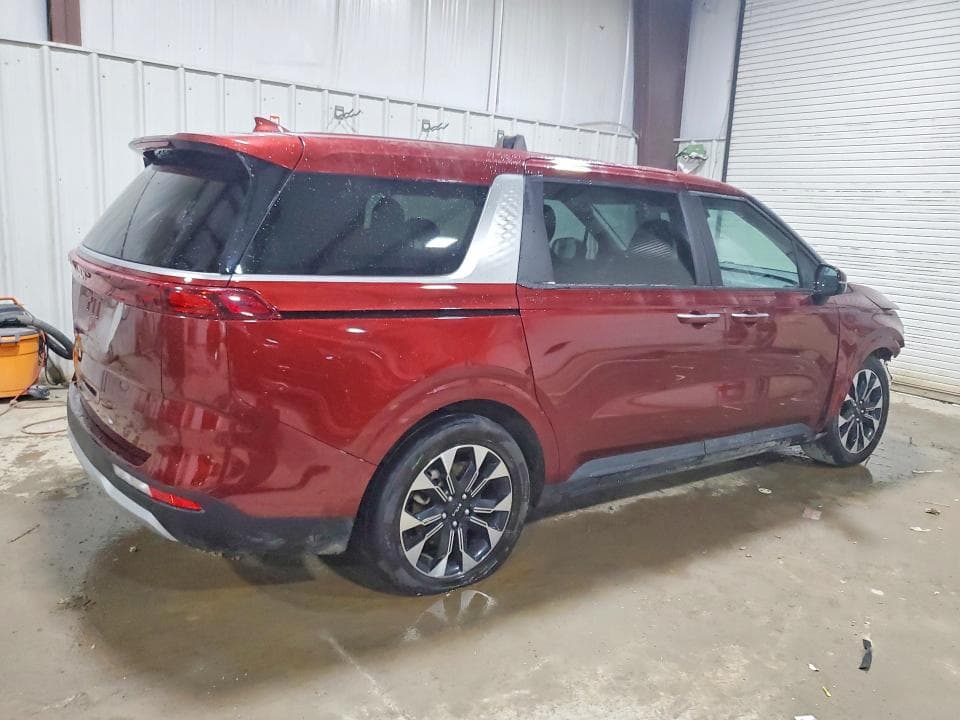 2024 KIA CARNIVAL EX 3