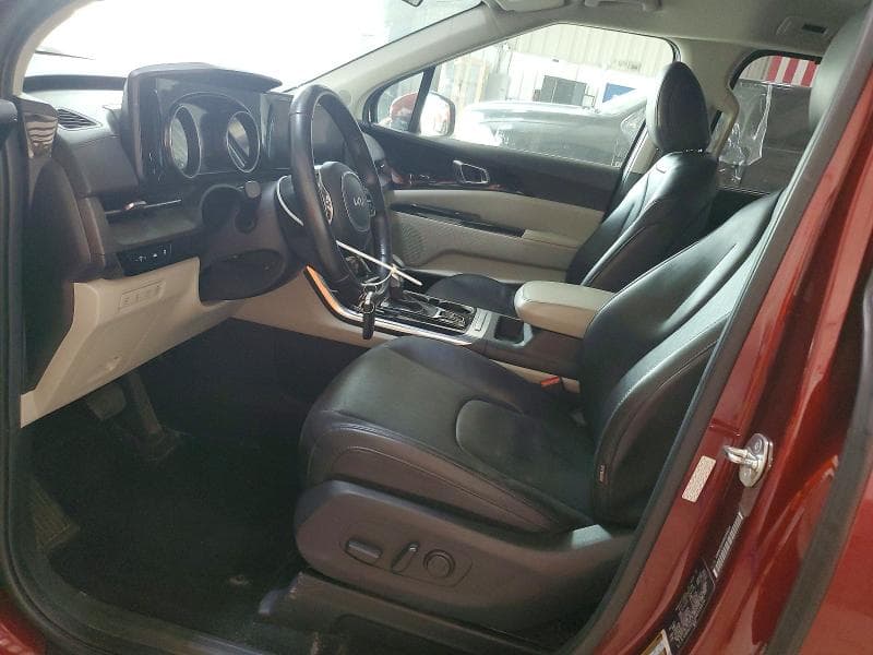 2024 KIA CARNIVAL EX 7
