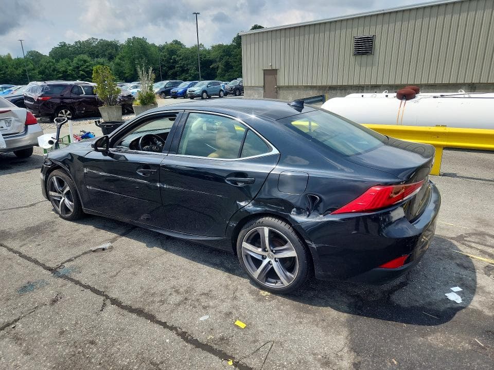 2018 LEXUS IS 300 2