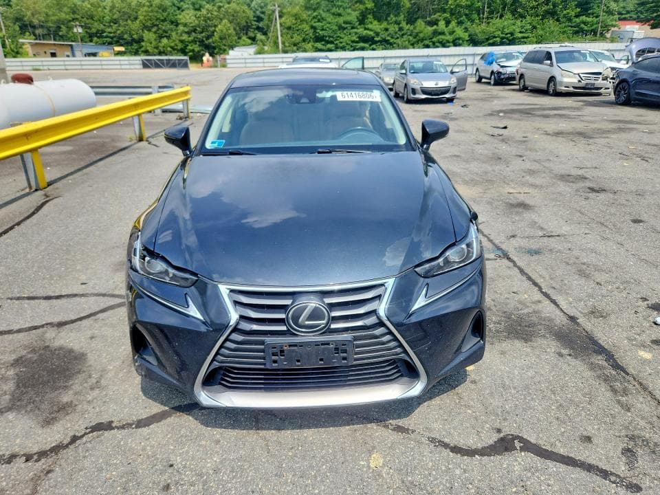 2018 LEXUS IS 300 5