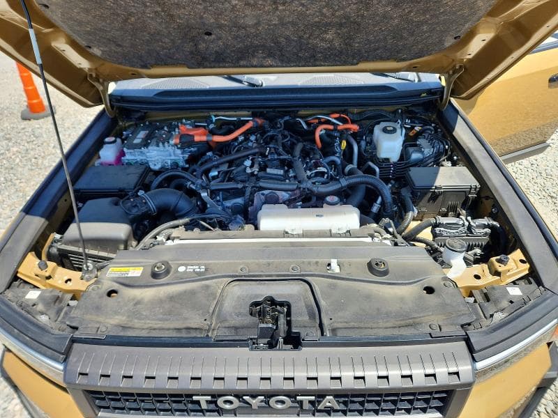 2024 TOYOTA LAND CRUISER BASE 12