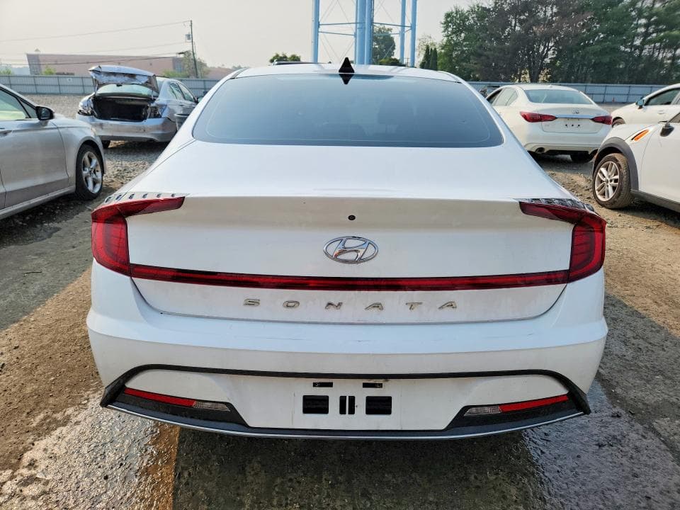 2020 HYUNDAI SONATA SE 6