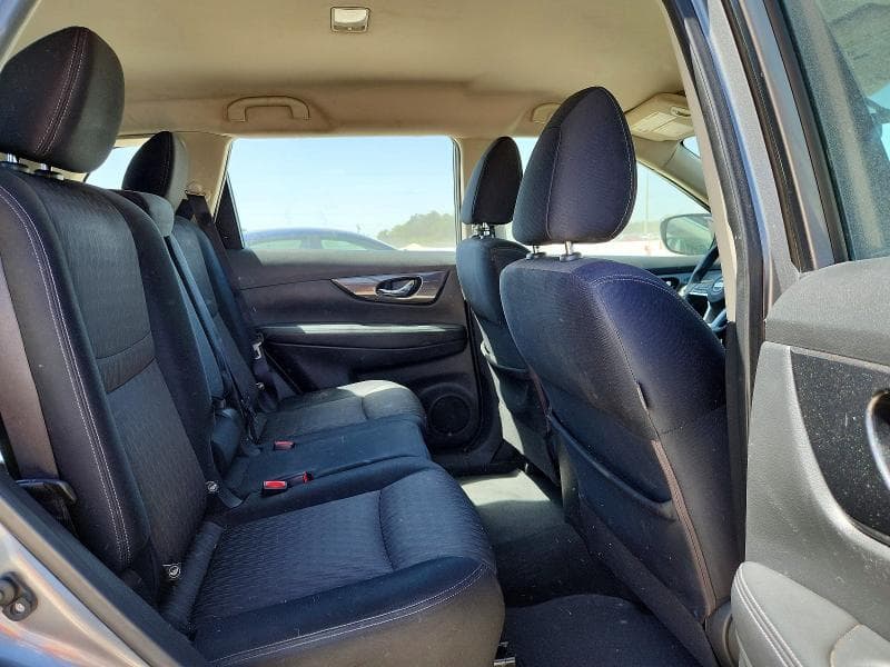 2017 NISSAN ROGUE S 11