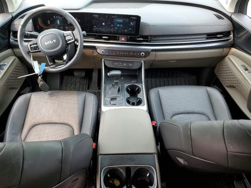 2026 KIA CARNIVAL LXS 8