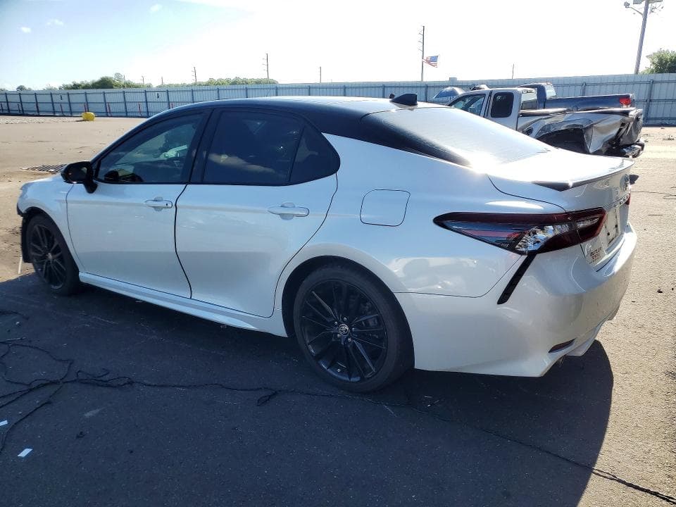 2023 TOYOTA CAMRY XSE 2