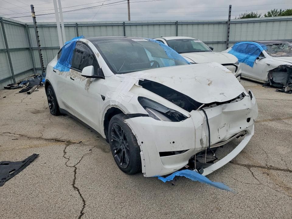 2020 TESLA MODEL Y 4