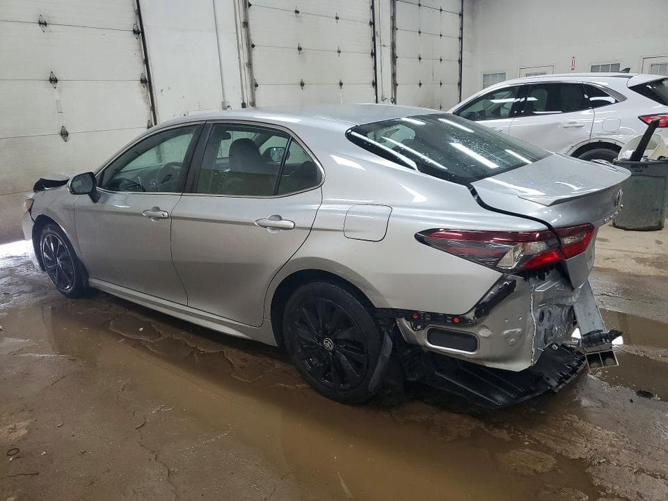 2021 TOYOTA CAMRY SE 2