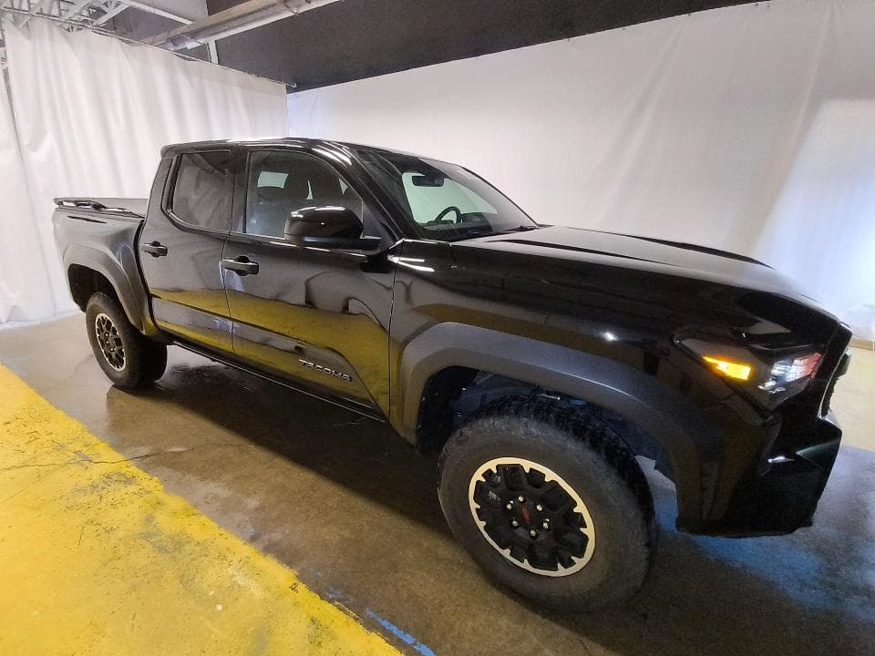 2025 TOYOTA TACOMA TRD OFF-ROAD 4