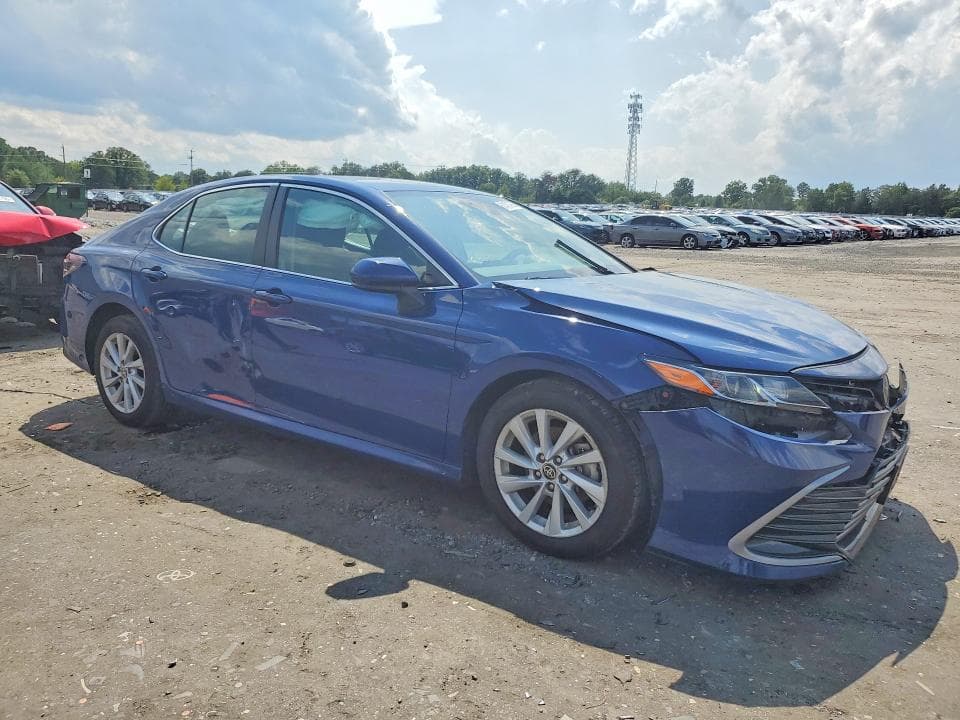 2023 TOYOTA CAMRY LE 4