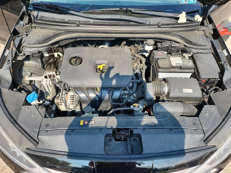 2019 HYUNDAI ELANTRA SE 11